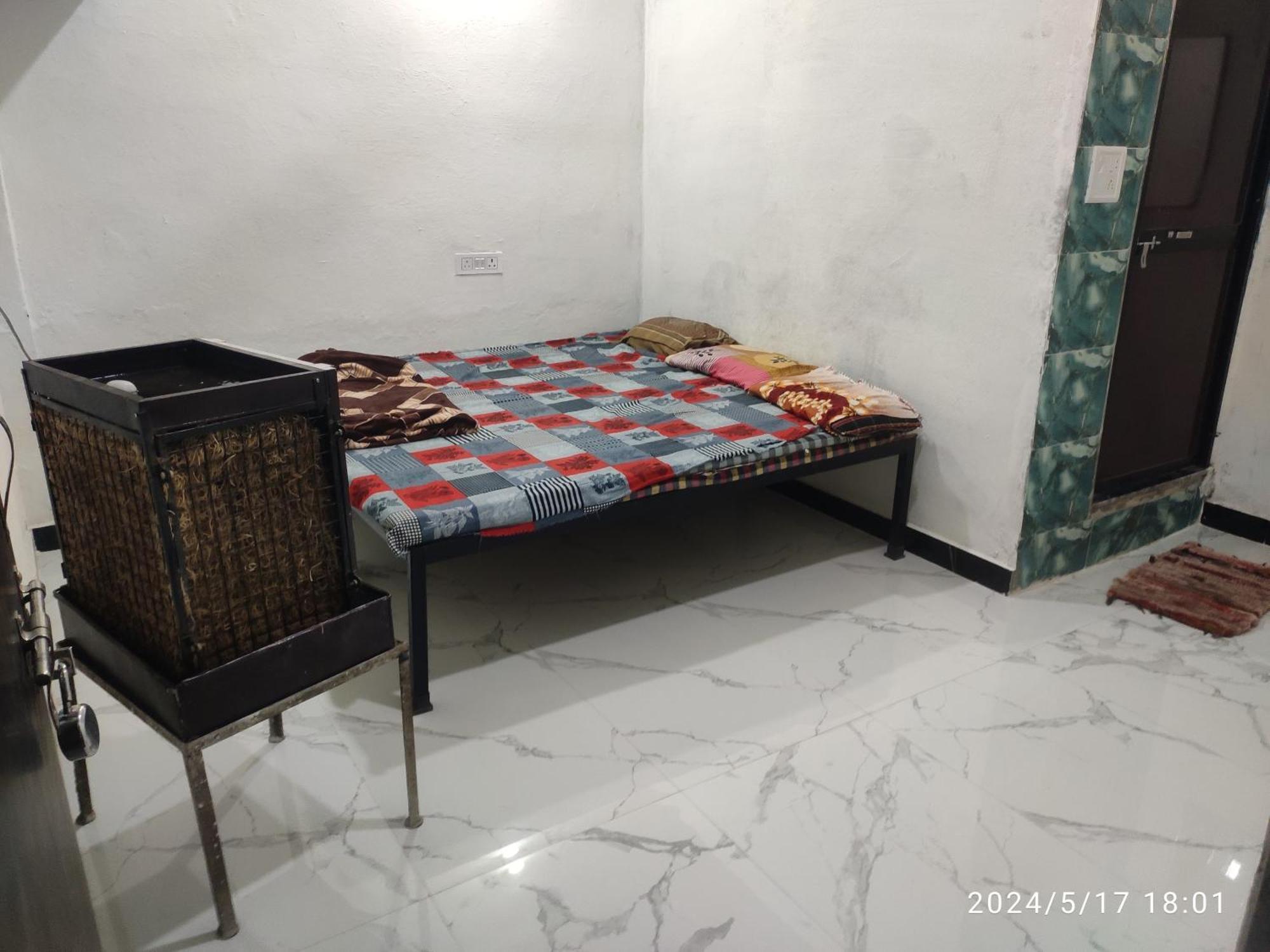 Kuber Bhandari Guest House And Hotel Sehore Esterno foto